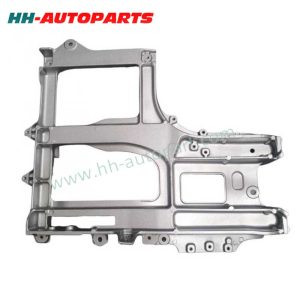 81612430164 FRONT MUDGUARD BRACKET RH FOR MAN European Truck Spare Parts HH-AutoParts