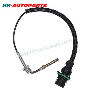 0061530728 1614310104 A0061530728 A1614310104 Exhaust gas temperature sensor FOR Mercedes Benz Atego Econic European Truck Parts HH-AutoParts Mercedes-Benz Actros/Antos/Arocs/AxorActros 2/3 930/932/933/934, 938; Axor 375/940/942/943, 944/950/952/953, 954/958Mercedes-Benz Atego/EconicAtego 1/2 375/950/952/953, 954/958Mercedes-Benz O 500-Series / Setra S 400-/S 500-SeriesBM 382