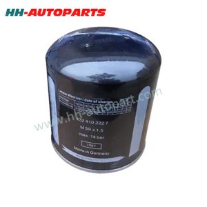 Mercedes Air Dryer Cartridge 0004291297 For DAF 1527756 European Heavy Duty Truck Parts HH-AutoParts DAF F 800/1000/1100, F 1300/1600/1700, F 1800/1900/2100, F 2300/2500/2700, F 2800/2900/3200, F 3300/3600, N 2800, F 45/55, F 65/75/85/95, 65/75/85 CF, 95 XF, XF 95, Bus Further Buses Bluebird, BMC, Dennis, Heuliez, King Long, Otokar, Solaris, Van Hool, VDL, Yutong Further Trucks Askam (Fargo/Desoto), BMC, ERF, Mack, Seddon, Tatra Iveco Eurocargo, TurboTech, TurboStar, EuroTech, EuroStar, AT Stralis, EuroTrakker, AD/AT Trakker, Euromover Iveco Bus Domino MAN Bus / Neoplan SL/SG/SÜ/SR, NL/NG/ND/NM, EL/ÜL/RH, Lion’s City/Classic/Regio Centroliner, Cityliner, Jetliner, Skyliner, Starliner, Tourliner, Trendliner, Trolley MAN F/M/L 2000, F/M/G 90, F 7/8/9 G/M/F 90, L/M/F 2000 MAN TGA/TGL/TGM/TGS/TGX TGL/TGM, TGA/TGS/TGX Mercedes-Benz Actros/Antos/Arocs/Axor Actros 1 950/952/953/954; Actros 2/3 930/932/933/934; Axor 374/375/940/942, 943/944/950/952, 953/954/958 Mercedes-Benz Atego/Econic Atego 1/2 375/950/952/953, 954/958/970/972, 974/975/976; Atego 3 967 Econic 1 957 Mercedes-Benz L-Series BM 673/674/675/676, 677 Mercedes-Benz O 300-/O 400-Series / Setra S 200-/S 300-Series BM 300/356/357/382, 384/397/398/600, 612/618/664/671, 688 Setra Mercedes-Benz O 500-Series / Setra S 400-/S 500-Series BM 384/410/444/628, 629/632/634/664, 688 Mercedes-Benz SK/MK/NG-Series BM 625, 650/651/652/653, 654/655/656/658, 659 Renault Midliner, Midlum, D-Truck M/S/ME/SE/CE, Midlum Renault Trucks C/CBH/CLM, M/S/ME/SE/CE, G, Manager, Maxter, R, Major, Midlum, Premium /TR/PR, Kerax, AE, AE Magnum Scania 2-/3-Series 82, 92, 112, 142 93, 113, 143 Scania 4-Series 94, 114, 124, 144, 164 Volvo Bus B 10/12 (TD/THD engine) B 58 (BR) chassis 308784 — Volvo F/FL 6 (-2000), F/FL/FM 7, FLC FL 7 1985-2000 Volvo F/FL/N/NL 10/12/16 F 10 1987-1995, F 12 1987-1995, F 16, FL 10/12 Volvo FH/FM/FMX/NH 9/10/11/12/13/16 FH 12 1998-2005, FH 16 1998-2006, FM 9 2001-2005, FM 10, FM 12 1998-2005, NH 12 /BR Volvo VM VM VW Car Volkswagen