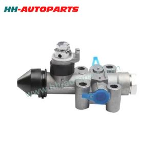 Level Valve for Renault 5000590255 4640025120 DAF 1518093 Euro Truck Aftermarket Parts HH-AutoParts Ref No. DAF 1518093 Iveco 00222703, 222703 MAN 81.43610.6028, 81.43610.6033, 81.43610.6054, 81.43610.6079, 81.43610.6106 Renault 5000590255, 5430004109 Scania 405674, 455904, 475111 Volvo 1587153 WABCO 4640025120 Description Level Valve Application MAN Bus / Neoplan SL/SG/SÜ/SR/SD, NL, ÜL Renault Trucks Renault Trucks Scania Bus 3-Series F/K 93, F/K/L/N 113 Scania Bus 4-/F-/K-/N-Series 4-Series ADA Volvo F/FL 6 (-2000), F/FL/FM 7, FLC FL 608-619 1985-1996, FL 6 1996-2000 Volvo F/FL/N/NL 10/12/16 F 10/12/16