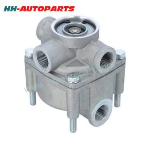 Relay Valve for Renault 0024733006 4730170000 Iveco 04463736 Euro Truck Aftermarket Parts HH-AutoParts Ref No. DAF 1505388, 1505388 Iveco 04463736, 04672022, 04688363, 42007969, 42043784, 4463736, 4672022, 4688363 MAN 81.52150.6003, 81.52150.6005, 81.52150.6006, 81.52150.9003 Mercedes-Benz 0014292144, 0014292844, 6634291640, A0014292144, A0014292844, A6634291640 Renault 0024733006, 5010098974 Volvo 6238860 WABCO 4730170000 Description Relay Valve Application Iveco PA, M, TurboTech, TurboStar, EuroTech, P Iveco Bus CityClass MAN Bus / Neoplan SL/SÜ/SR Neoplan MAN F/M/L 2000, F/M/G 90, F 7/8/9 F 8 Mercedes-Benz SK/MK/NG-Series BM 625 Renault Trucks C/CBH/CLM, M, G, Manager, Maxter, R, Major, Premium /TR/PR, Kerax, AE, AE Magnum