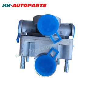 Relay Valve for Renault 5000012541 9730010100 DAF 0522545 Euro Truck Aftermarket Parts HH-AutoParts Ref No. DAF 0522545, 1505145 Iveco 02444906, 04625756, 1278511, 2444906, 42015698, 42020573, 4625756, 5000012541, 61578004, 71005249 MAN 81.43609.6008, 81.99164.3679, 90.81011.4360, 90.81011.4390 Mercedes-Benz 0004296544, 0014293044, 0034295244 Renault 5000012541, 5001829194, 5021170451 Scania 1935623 Volvo 348909 WABCO 4601380, 9730010100, 9730010300 Description Relay Valve Application DAF Bus Further Buses Otokar Industrial Parts Deutz Iveco Bus FR 1, Pegaso MAN Bus / Neoplan Typ 845 Mercedes-Benz L-Series BM 343/346/349/352, 360 Mercedes-Benz O 300-/O 400-Series / Setra S 200-/S 300-Series BM 345 Setra Renault Trucks C, M/S, G, Manager, R, Major