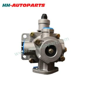 Trailer Brake Valve for Renault 5021170441 9710021500 DAF 830550R Euro Truck Aftermarket Parts HH-AutoParts Ref No. DAF 0815807, 0830550, 0830550A, 0830550R, 1506643, 815807, 830550, 830550A, 830550R MAN 81523016148, 81523019148, 82580000060, N2523019016 Renault 5021170441, AG46729002 Scania 1738443, 579009 Wabco 9710021500 Description Trailer Brake Valve Application Car Parts Renault DAF Universal Mercedes-Benz SK/MK/NG-Series SK/MK/NG