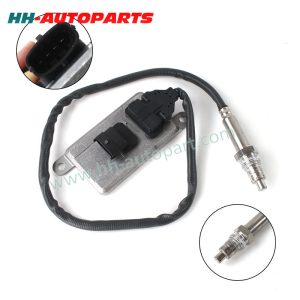 22219283 2011648 5WK96717B 21244501 NOx Nitrox Oxygen Sensor for Volvo DAF Renault Truck Nitrogen Oxide Sensor HH-AutoParts Ref No. Volvo oem part numbers 22219283 Continental part number 5WK9 6717B 5WK96717B More compatible part numbers 22219283 5WK96717A 20873117 5WK96605B 20873395 5WK96605C 21387788 21473997 Post SCR SNS371 5WK97371 21567736 5WK96664E Description NOx Nitrox Oxygen Sensor Application Compatible Volvo machines Volvo EC380EL Excavator Volvo FH12 FH16 F FL6 F FE FL FM Volvo FH13 2006 2007 2008 2009 2010 2011 2012 2013 2014