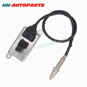 372 1186 01 5WK96633B NOx sensor FOR Caterpillar Mini Hydraulic Excavator 300 Nitrogen Oxide Sensor HH-AutoParts Ref No. CAT part numbers 372-1186-01 372118601 372-1186 Rev01 Continental part numbers 5WK9 6633B 5WK96633B More compatible part numbers CA4805469 480-5469-00 480546900 Description NOx sensor Application Caterpillar Mini Hydraulic Excavator 300 CAT Excavator 300.9D diesel