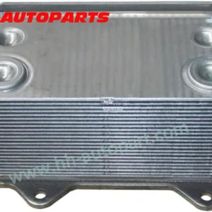 1667565 1387035 for DAF Oil Cooler European Truck Parts HH-AutoParts Ref No. DAF 1387035, 1667565 Description Oil Cooler Application DAF CF 85, XF 95