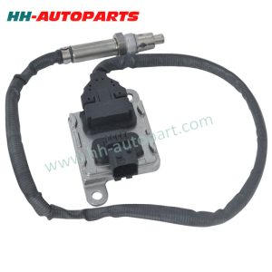 2006246 5WK96759C 5WK9 6759C Nox Sensor for DAF 12V 550mm Nitrogen Oxide Sensor HH-AutoParts Ref No. 2006246 5WK96759C 5WK9 6759C Description Nox Sensor Application DAF 12V 550mm