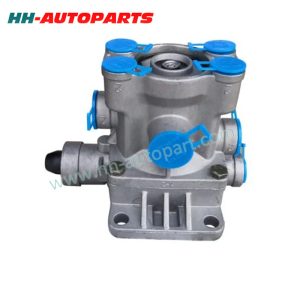 1325335 1325335A 9710021520 Trailer Brake Valve for DAF European Truck Parts HH-AutoParts Ref No. DAF 1325335, 1325335A, 1325335R WABCO 9710021510, 9710021520 Description Trailer Brake Valve Application DAF Mercedes-Benz SK/MK/NG-Series SK/MK/NG